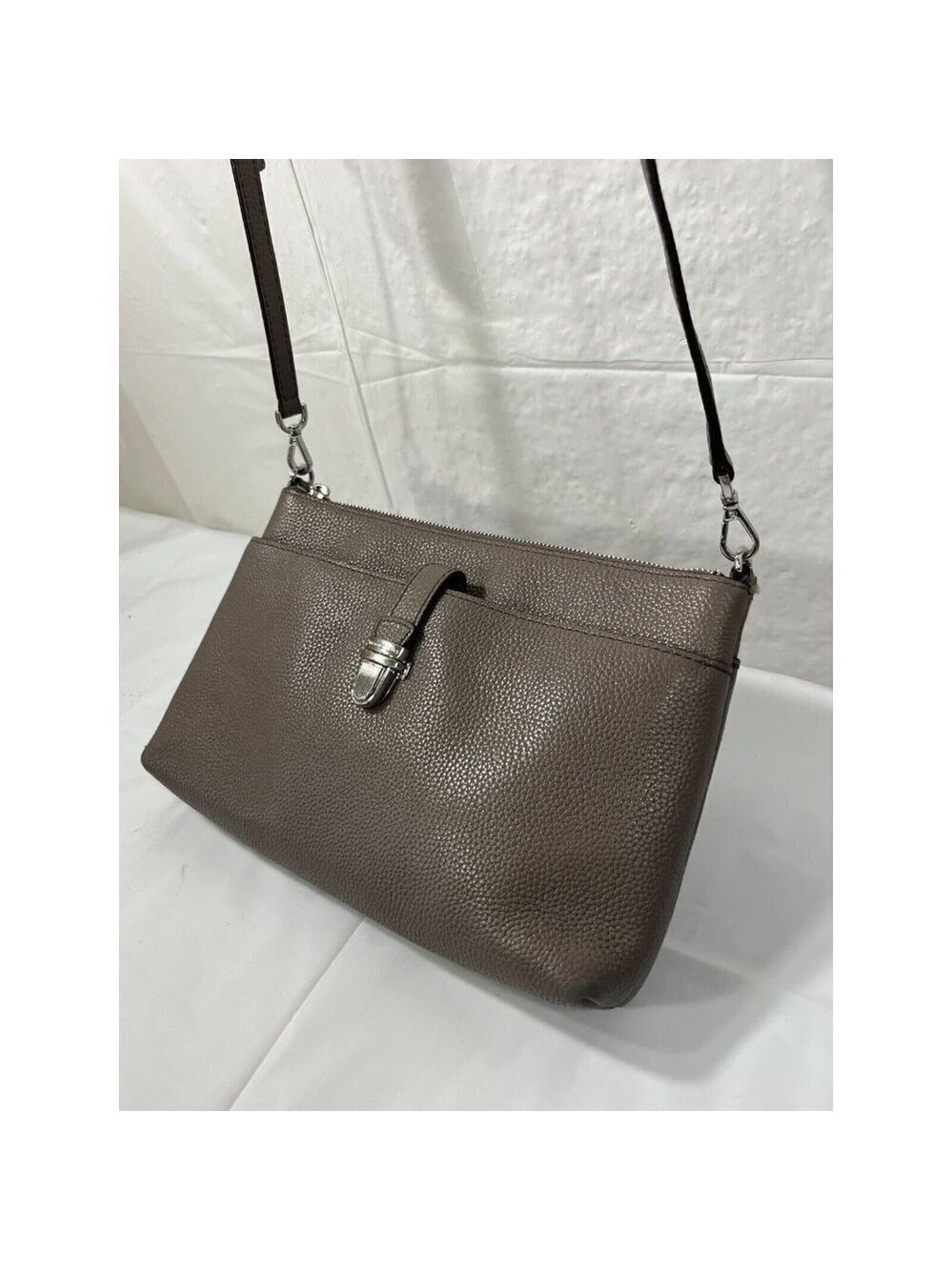 Michael Kors Mercer Large Snap Pocket Crossbody taupe - Picture 15 of 16